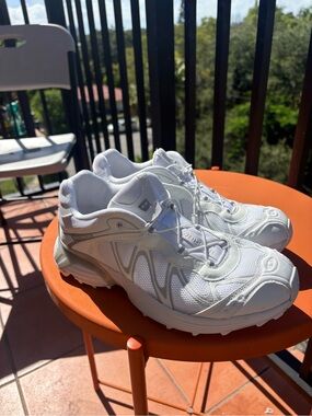 Salomon White Women's Trail Running Sneakers